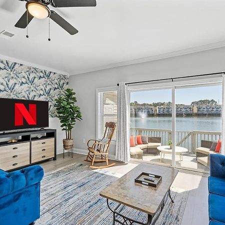 ☆Live On The Water! Lake Palmetto Palm W/ Patio - 10Min To Downtown & Beaches☆ ชาร์ลสตัน ภายนอก รูปภาพ